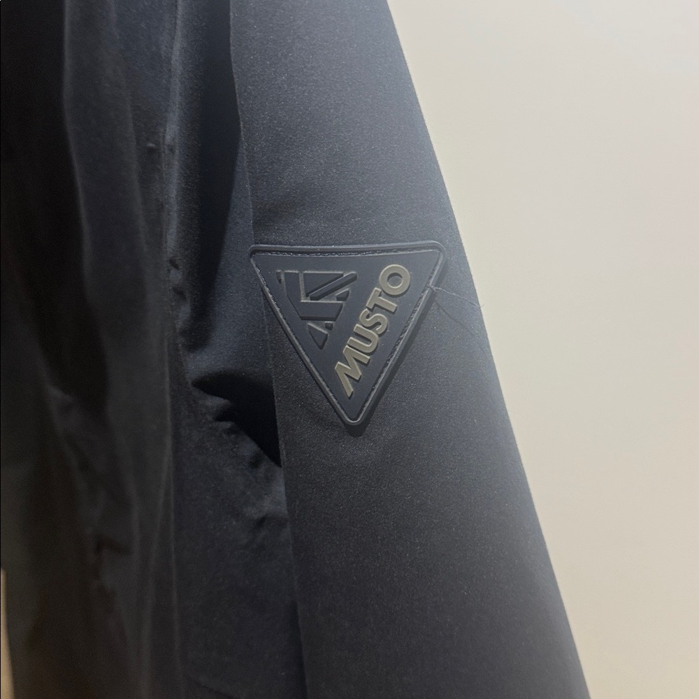 MUSTO marina rain MAC jacket from Disney World - Picture 6 of 6